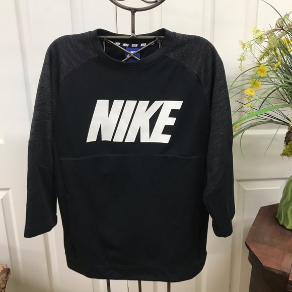 NWT Nike Sportswear Advance 15 Fleece Top S